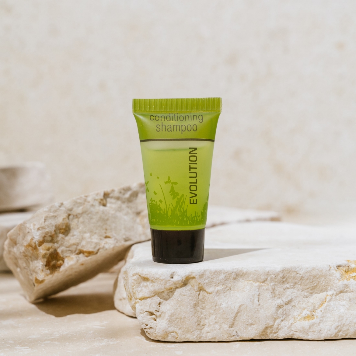 Picture of CONDITIONING SHAMPOO 15ml EVOLUTION 400/CTN